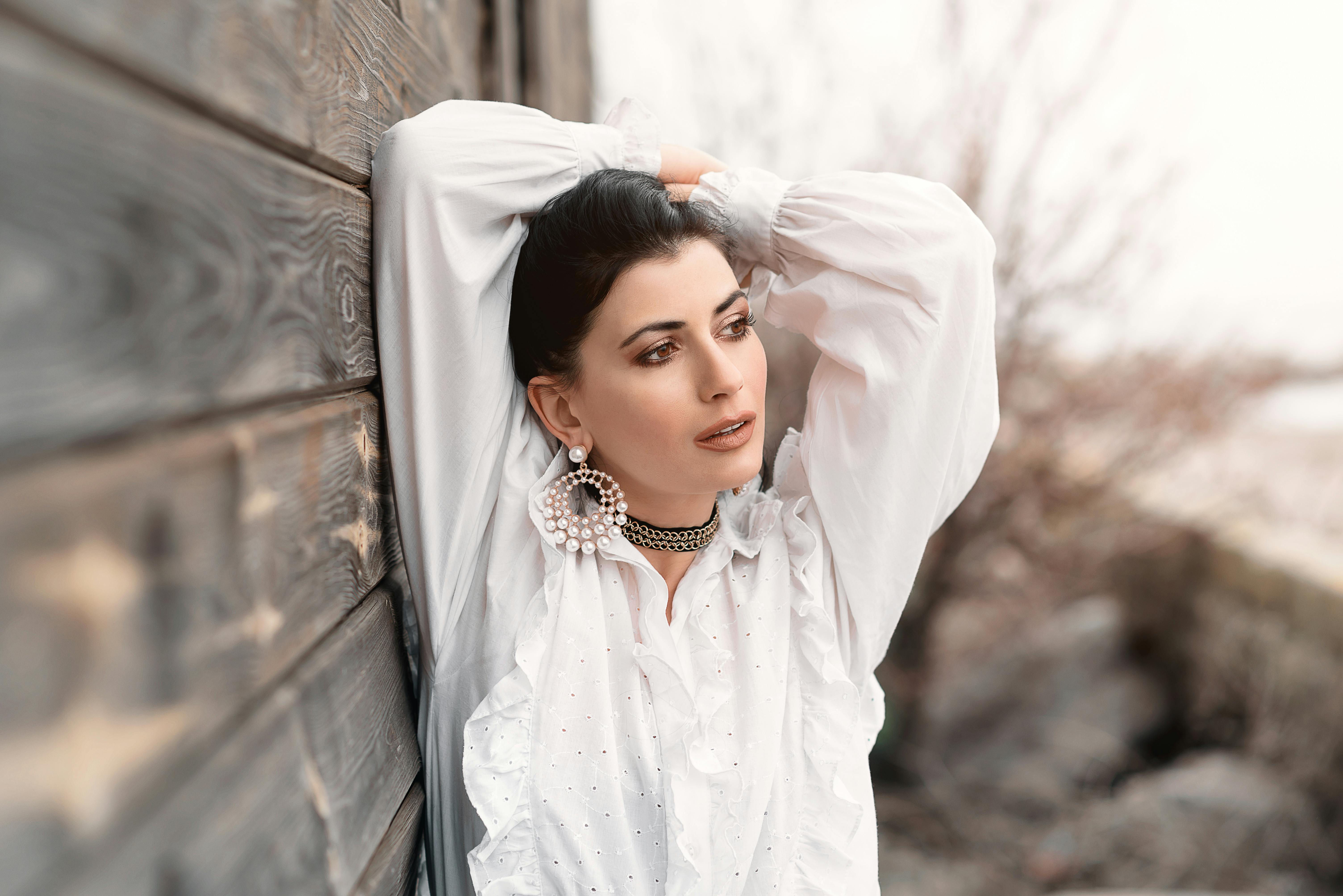 Flattering, relaxed silhouettes and details